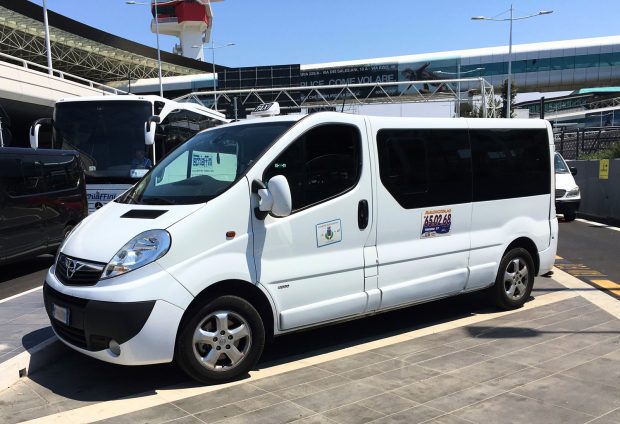 Fiumicino airport minivan taxi Fiumicino airport minivan taxi