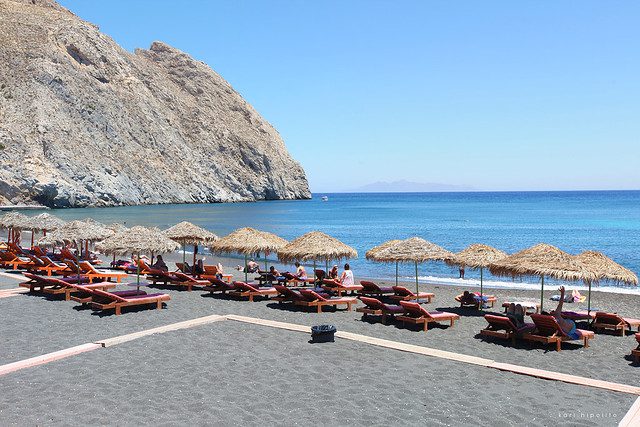 perissa beach