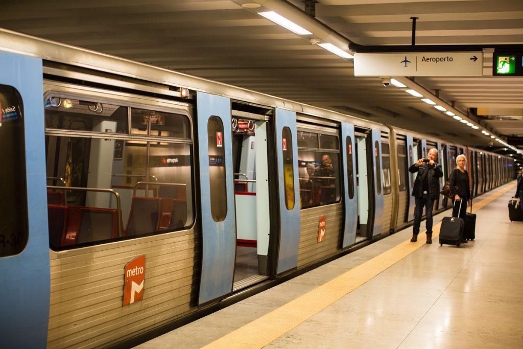 Lisbon airport Metro