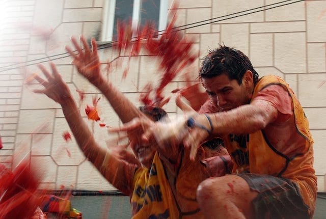 tomato throwing festival spain