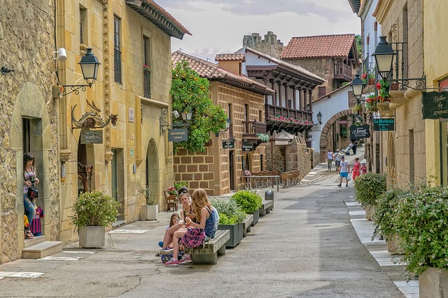 places to visit in barcelona
