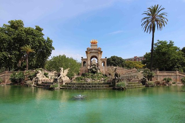 places to visit in barcelona
