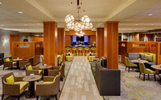 The lobby at Courtyard Boston Logan Airport