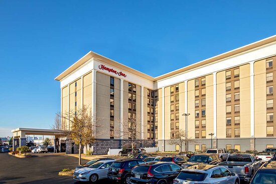 Street view and carpark of Hampton Inn Boston Logan Airport