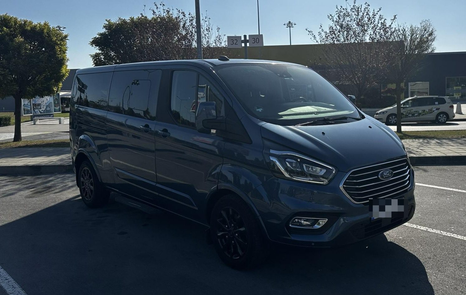 Varna Airport Taxi (Minivan)