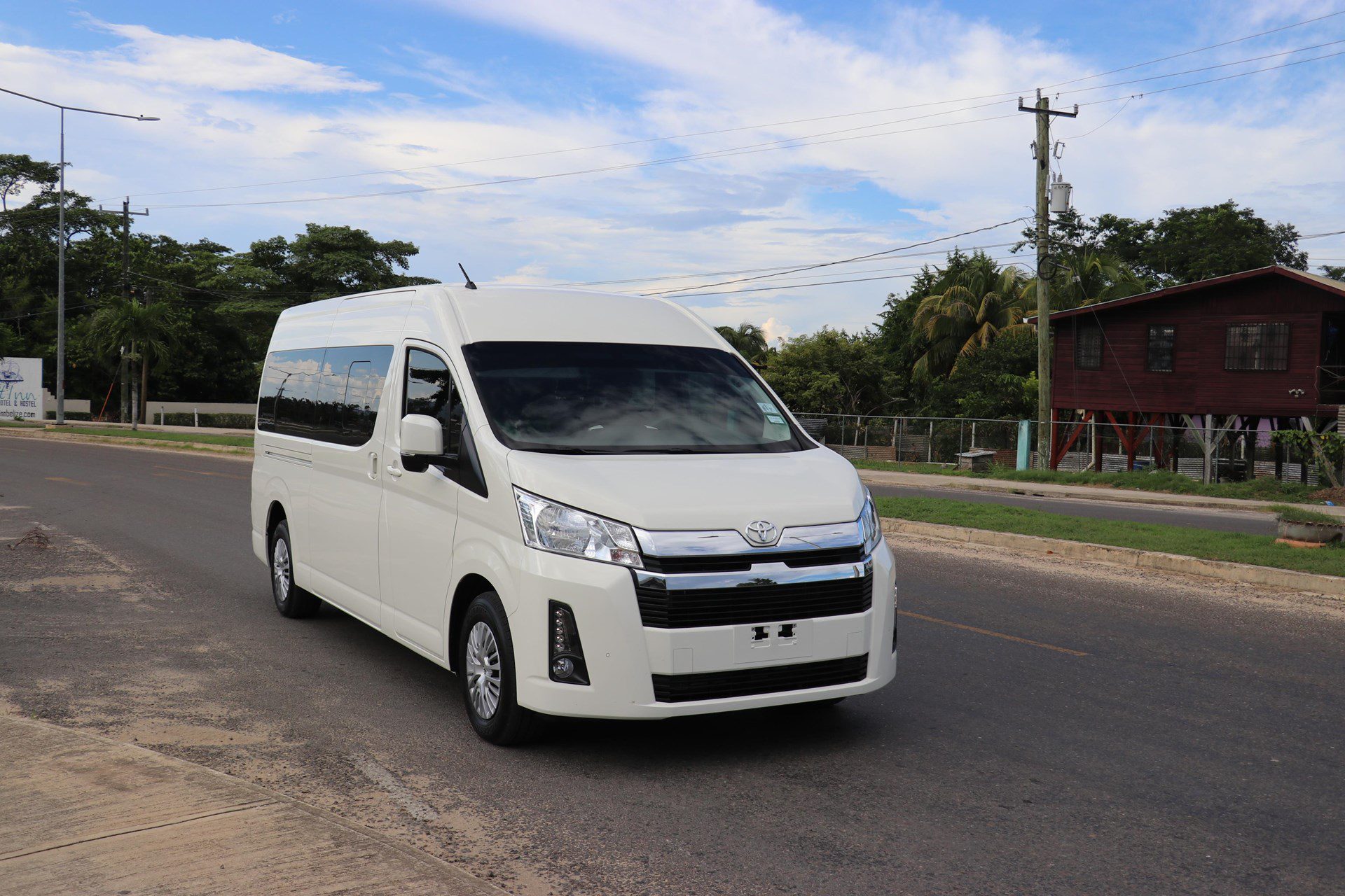 belize-airport-to-san-ignacio-shared-shuttle Belize Ground Shuttle minivan