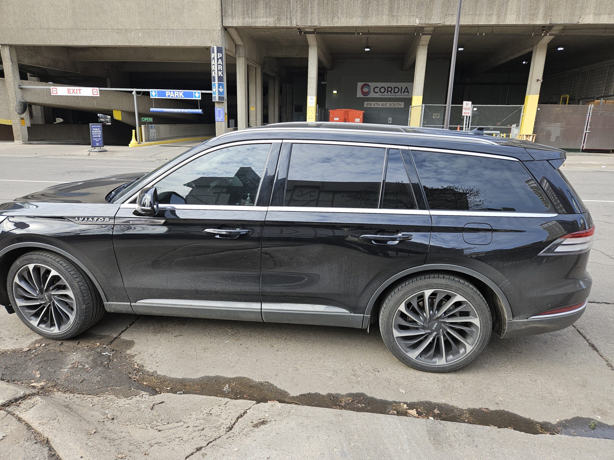 minneapolis minivan